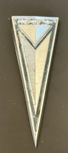 Vintage PONTIAC TEMPEST CIRCA '61 HOOD EMBLEM - Picture 1 of 10