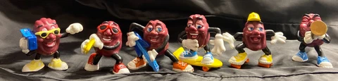 1988 COMPLETE 6 FIGURE SET - HARDEE'S CALIFORNIA DANCIN' RAISINS - 1 3/4 INCHES Cover
