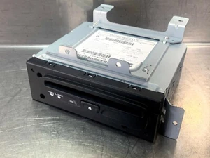 Jeep Grand Cherokee IV WK2 CD Changer P05091245AD - Picture 1 of 4