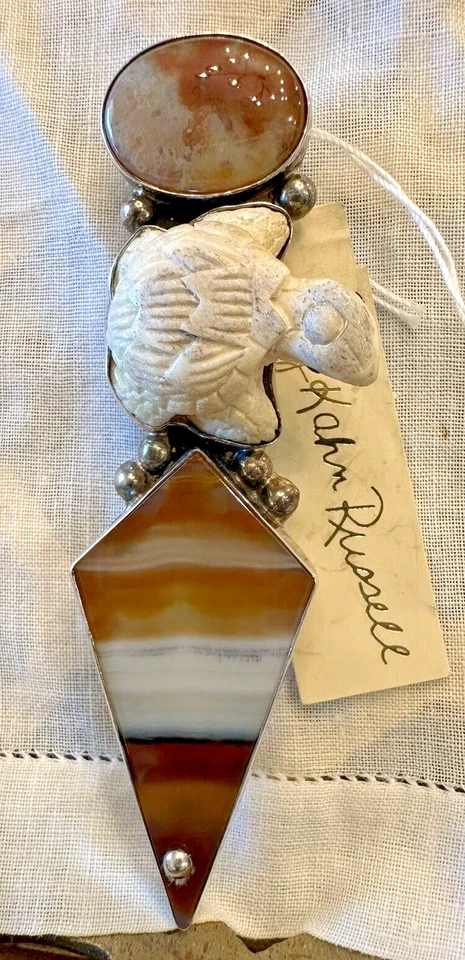 AMY KAHN RUSSELL AKR 手工雕刻海龟带状玛瑙纯银胸针 — 第 1/1 张图片