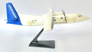 Tolva de ciudad Fokker F-50 KLM de colección IMC / CMD Snap Fit modelo de coleccionistas 1:100 - Imagen 1 de 11