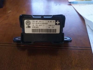 Audi A3 A4 A6 A7 A7 Q3 Q5 Q7 VW TOUREG PORSCHE Yaw Rate Esp Sensor 7H0907652A - Picture 1 of 2