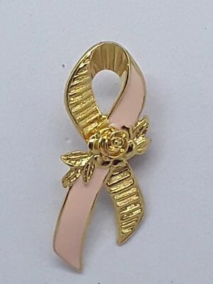 Broche rosa de lazo de cinta rosa con alfiler solapa concientización sobre el cáncer de mama Avon  Foto 1 de 2