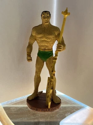Dark Horse Deluxe Clásico Personaje Marvel Serie 2 Namor El Submarinero Estatua Foto 1 de 4