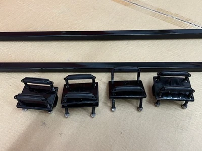 Reese Explore 48" barras transversales negras para techo usadas Foto 1 de 3