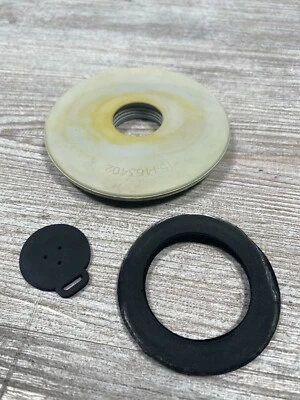 Frigidaire Gallery Dishwasher Feed Tube Manifold Gasket Part5304506517,154406401 - Image 1 of 2