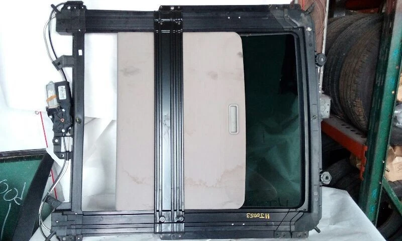 Cristal de techo Cadillac CTS 03-07  Foto 1 de 4