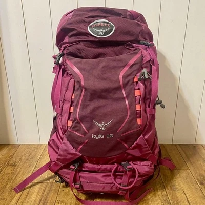 Mochila de senderismo Osprey Kyte 36 para mujer - 36L - rosa - usada Foto 1 de 4