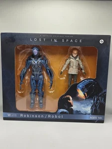 LOST IN SPACE 2-Pack of Action Figures - Will Robinson and Robot - Picture 1 of 2