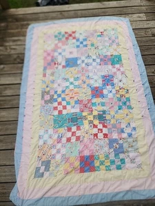 Old Vintage Cotton Patchwork Quilt Hand Tied 85" X 55" - Picture 1 of 5