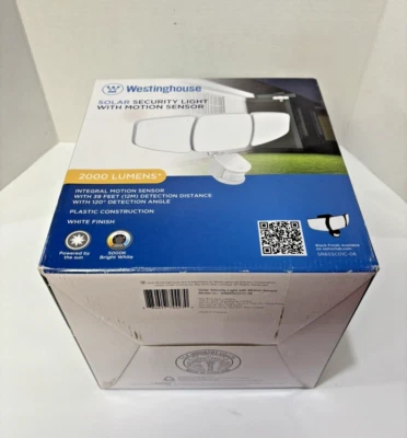 Solar Power Security Light Motion Sensor Triple Head 2000 Lumen Westinghouse New - Image 1 of 4