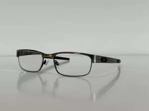 Oakley 22-200 Metal Plate Rectangle Light Chrome Eyeglasses Frame 53-18-140 - Picture 1 of 15