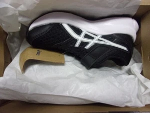 ASICS Kids Jolt 3 PS Black White Athletic Shoes - Black/White - 1014A241-001 - Picture 1 of 5
