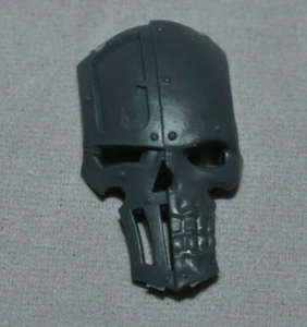 Imperial Knight Skull Warden Mask / Head / Helmet Warhammer 40k Bits FAST! - Picture 1 of 3