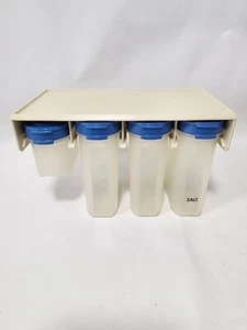 Tupperware Modular Mates Portaspezie da Parete, 4 Agitatori, Coperchi BLU Vintage - Foto 1 di 12
