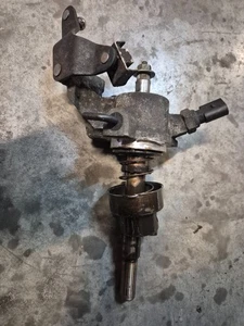 VW GOLF BORA MK4 / AUDI A3 8L 02J GEARBOX SHIFTER TOWER 02J301232A 1J0711203A - Picture 1 of 9