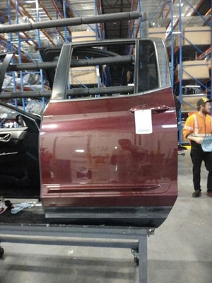 Puerta trasera izquierda del conductor compatible con 17-23 RIDGELINE 520736 Foto 1 de 4