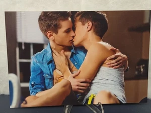 2 Handsome Men Making Out / Intimate Moment / Kissing / 4x6 Gay Interest Photo - Picture 1 of 3