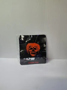 Loot Crate Fright Crate March 2023 There Goes The Neighborhood Halloween 2... - Picture 1 of 3