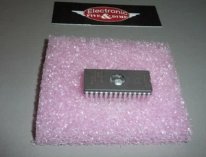 AM27C128-90DC AMD UVPROM, 16KX8, 90ns, CMOS, CDIP28 IC - Picture 1 of 1