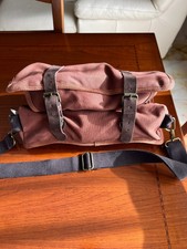 Il kit barman luxury è un roll con tripla chiusura