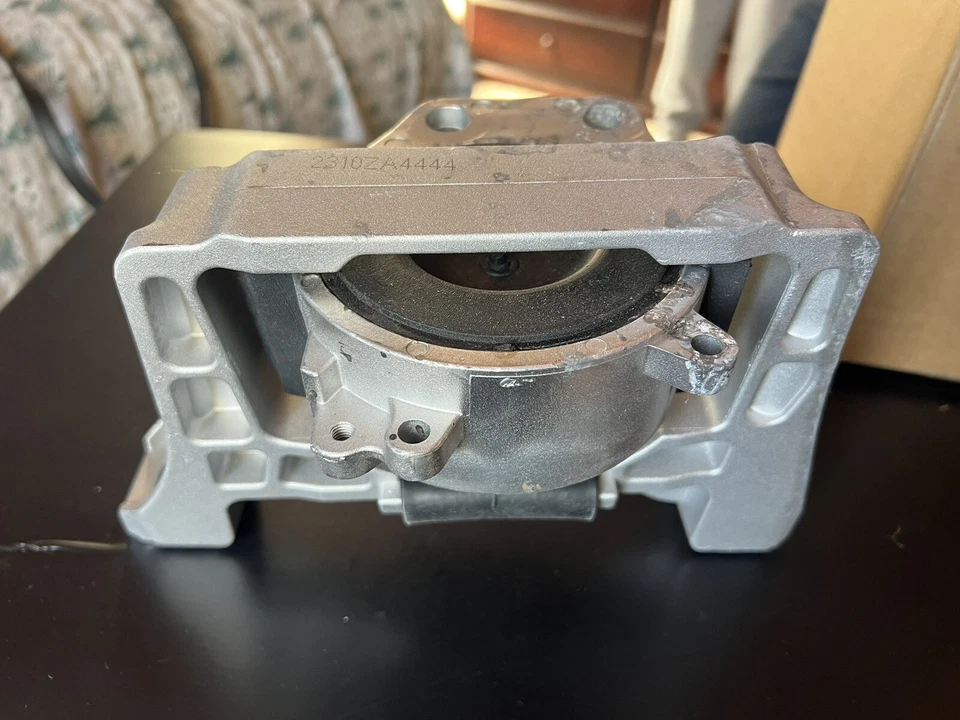 Mazda 2012 3 montaje de motor Foto 1 de 3