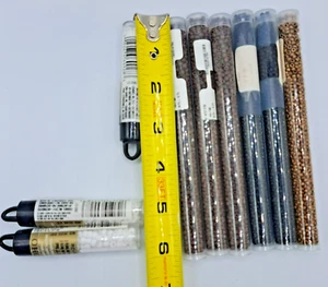 9 Röhren Rocailles (3 TOHO weiß 6/0 "E" 9)(2 schwarz 3 braun 1 gold 8/0) - Bild 1 von 8