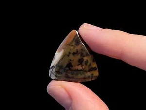 TIFFANY STONE Cabochon - Triangle - Gemstones, Jewelry Making, Crystals, 47839 - Picture 1 of 3
