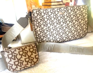 FABULOUS! vtg DKNY Tan Brown Logo Crossbody With Coin Purse COLLECTORS DREAM BAG - Picture 1 of 8