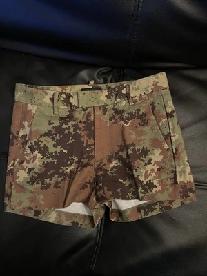 Pantalones Cortos DSQUARED2 Para Mujer/Niño 12Y Camuflaje de tiro bajo Verdes Marrones Usados Una Vez Foto 1 de 4