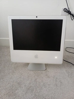 Apple iMac 17" A1195 1.8GHz / 512MB RAM / 160GB HDD – Powers Tested  - Image 1 of 4