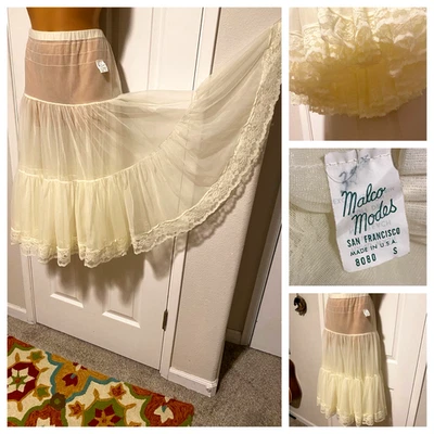 VTG MALCO MODES SAN FRANCISCO IVORY CHIFFON W/ LACE DOUBLE LAYER PETTICOAT SLIP - Image 1 of 4