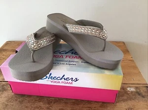 Skechers Sandals Women's Size 10 Vinyasa Cali Glory Day Taupe Flip Flops NIB - Picture 1 of 6
