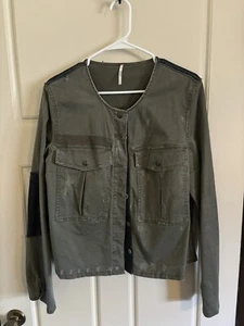 Women’s Army Green Free People Distressed Jacket Size Large - Picture 1 of 6