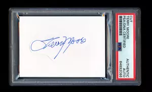 TERRY MOORE FIRMATO NUOVO TAGLIO PSA/DNA AUTOGRAFATO 1967 SERIE TELEVISIVA BATMAN - Foto 1 di 1