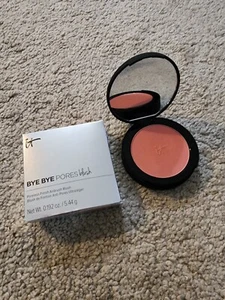 It Cosmetics Bye Bye Pores Blush Naturally Pretty (Warm Peach) NIB Full Size - Picture 1 of 3