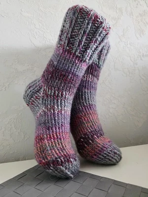 Tejido a mano Cálido Grueso Lana Alpaca Mohair 5-6UK Talla Invierno Cama Calcetines Zapatillas Foto 1 de 4
