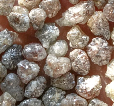 Museum Quality! Rare Natural Red Uncut Loose Diamonds - African Origin - 5 Pcs / - Image 1 of 4