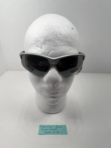 Gafas de sol unisex Pugs modelo A12 gris mate y negro con lentes ahumadas, ¡NUEVAS! - Imagen 1 de 8