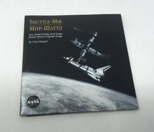 NASA HERAUSGEGEBEN SHUTTLE-MIR PROGRAMM CD ROM, SOWJETUNION, RUSSLAND (NASA SP-2001-4603) - Bild 1 von 4