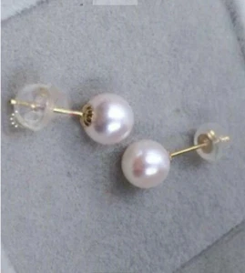 A Pair Natural AAAA 6-7mm Round Akoya White Pearl Earring 14K yellow Gold stud - Picture 1 of 3