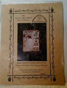 Homespun Elegance, 05XM "Merry Yule Santa", 2005 Santa Ornament w/Embellishments - Picture 1 of 1