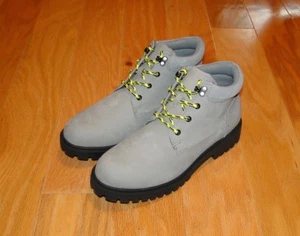 UOM Robert Low Lug Boots Size 10 Light Grey Urban Outfitter Hiking Leather Suede - Picture 1 of 8