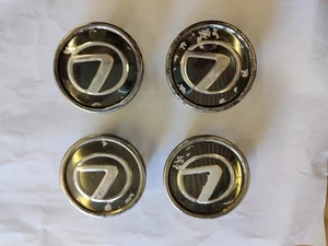Lexus Is 200 300  Wheel Centre Caps  set of 4  Genuine Lexus Part - Picture 1 of 7