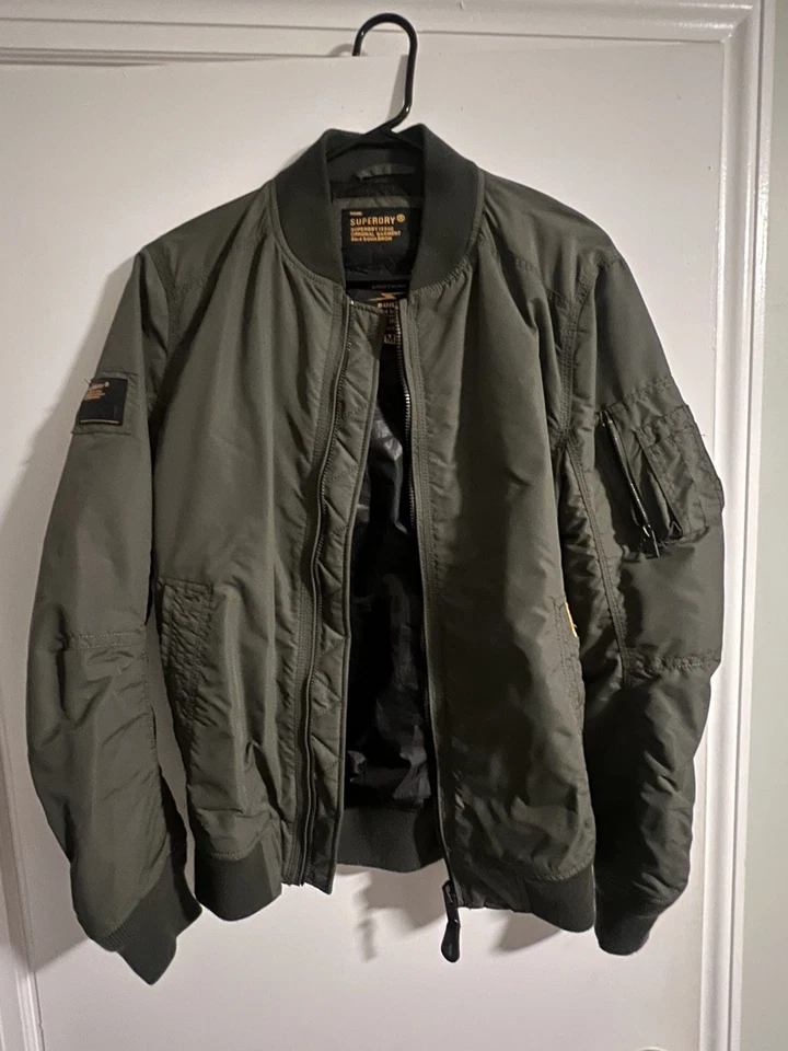 Superdry Hombre MA-1 Bomber Jacket Cremallera Completa Verde Oliva Foto 1 de 3