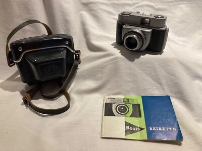 Beirette 35mm Film Camera With Hard Case And Booklet - Image 1 of 4