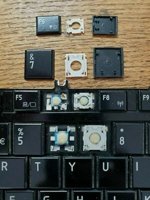 Toshiba Satellite L500, cualquier llave brillante, L500D, L505, A500, A500D, A505, A505D  Foto 1 de 4