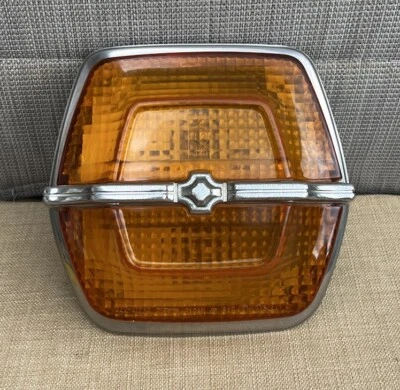 RARO MAZDA GIRATORIO 1972-78 RX4 CUPÉ GENUINO KOITO INDICADOR LUZ TRASERA!! EC!! Foto 1 de 4