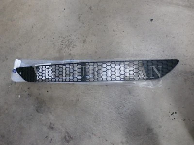 Mercedes W221 Genuine AMG Front Bumper Cover Center Mesh Grille S550 NEW 2007-09 - Image 1 of 3
