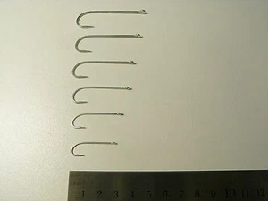 Mustad Signature S74SNP-DT Saltwater Streamer Fly Hooks for Fly Tying - Picture 1 of 4